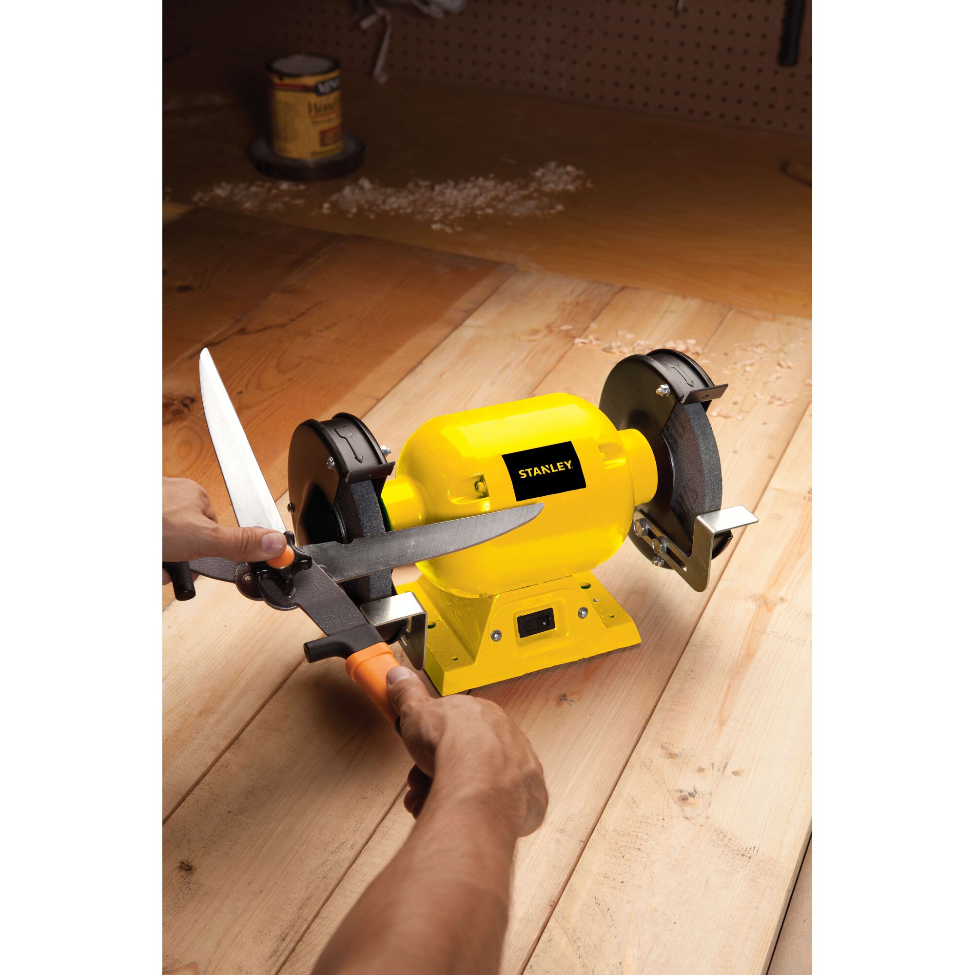 STANLEY STGB3715-IN 1/2 HP Bench Grinder - Image 8